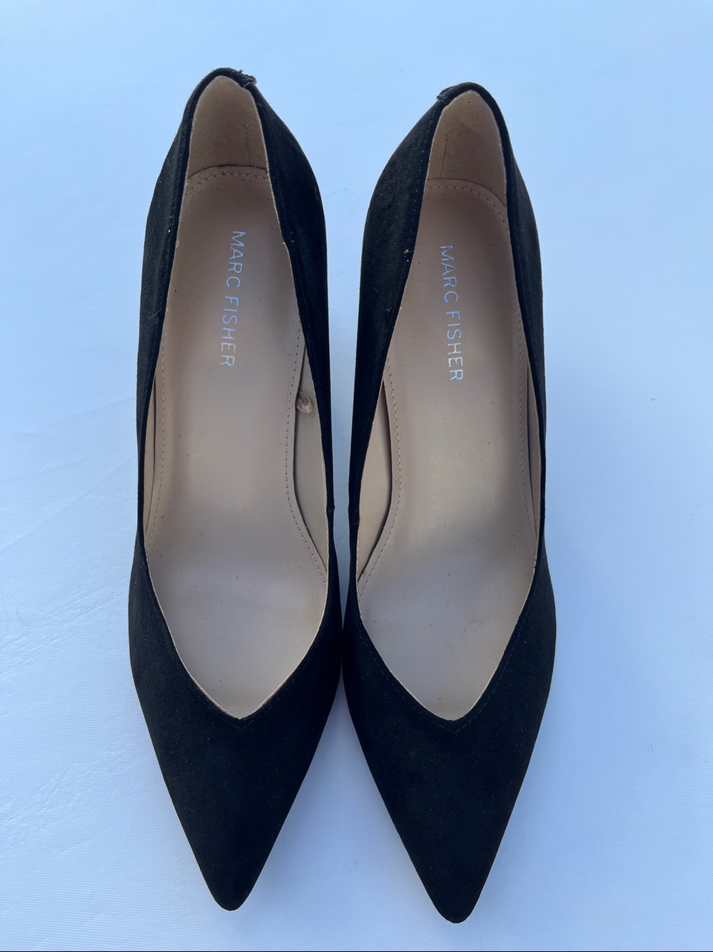 Marc Fisher Black Pointed-Toe Suede Pumps SZ: 9M